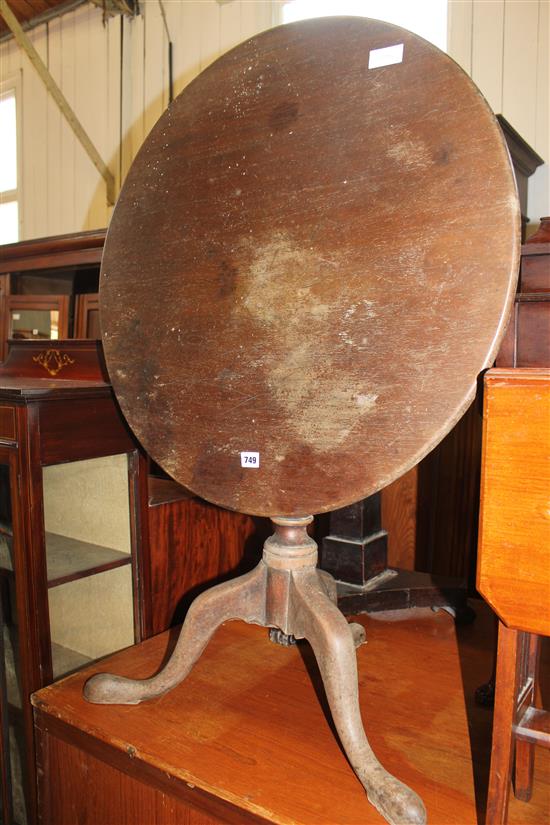 Oak circular tip top table